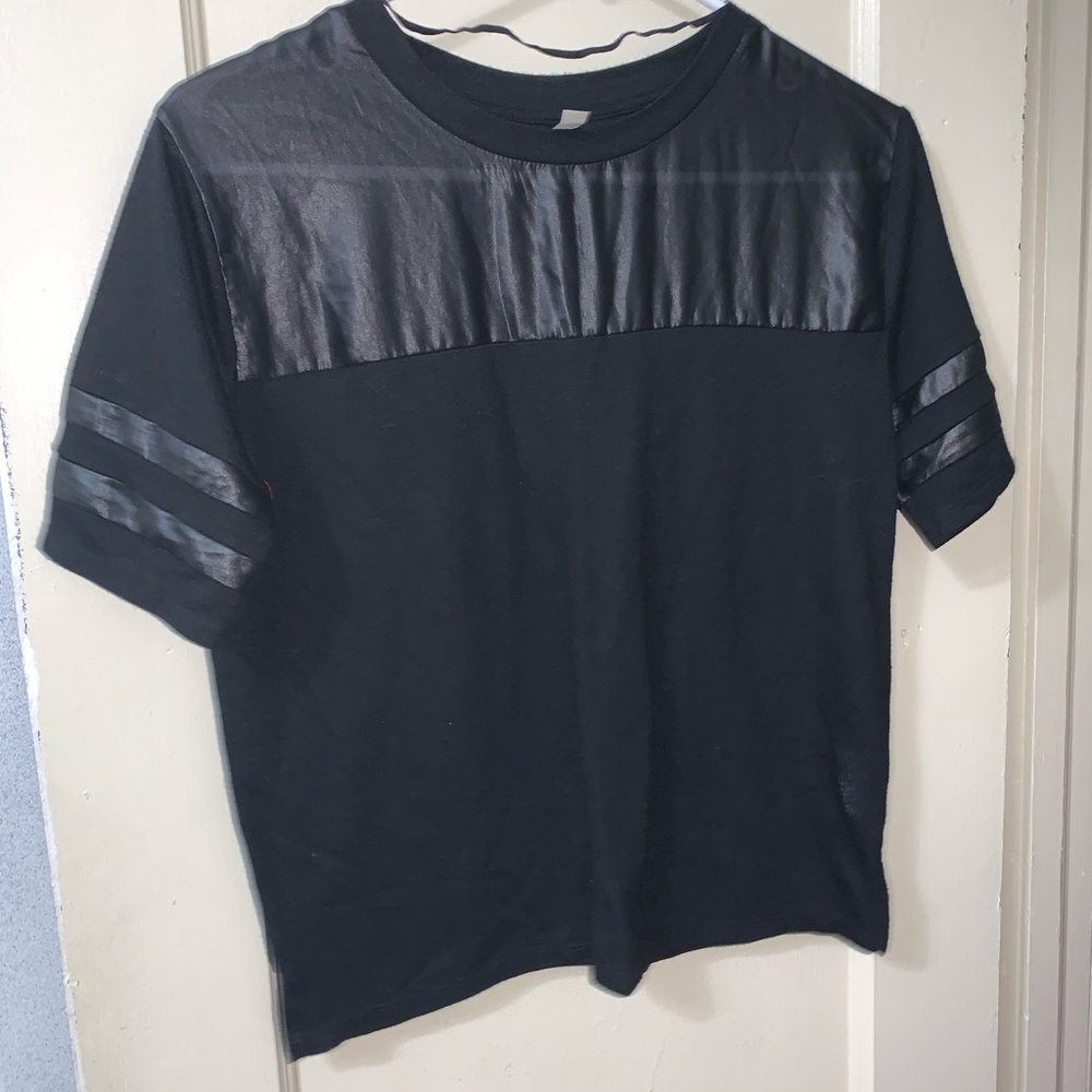 Zara Tee